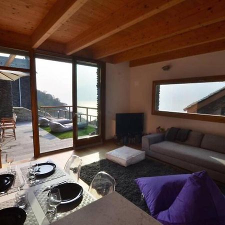 Lago Di Como- Amazing View- Bellano Bagian luar foto