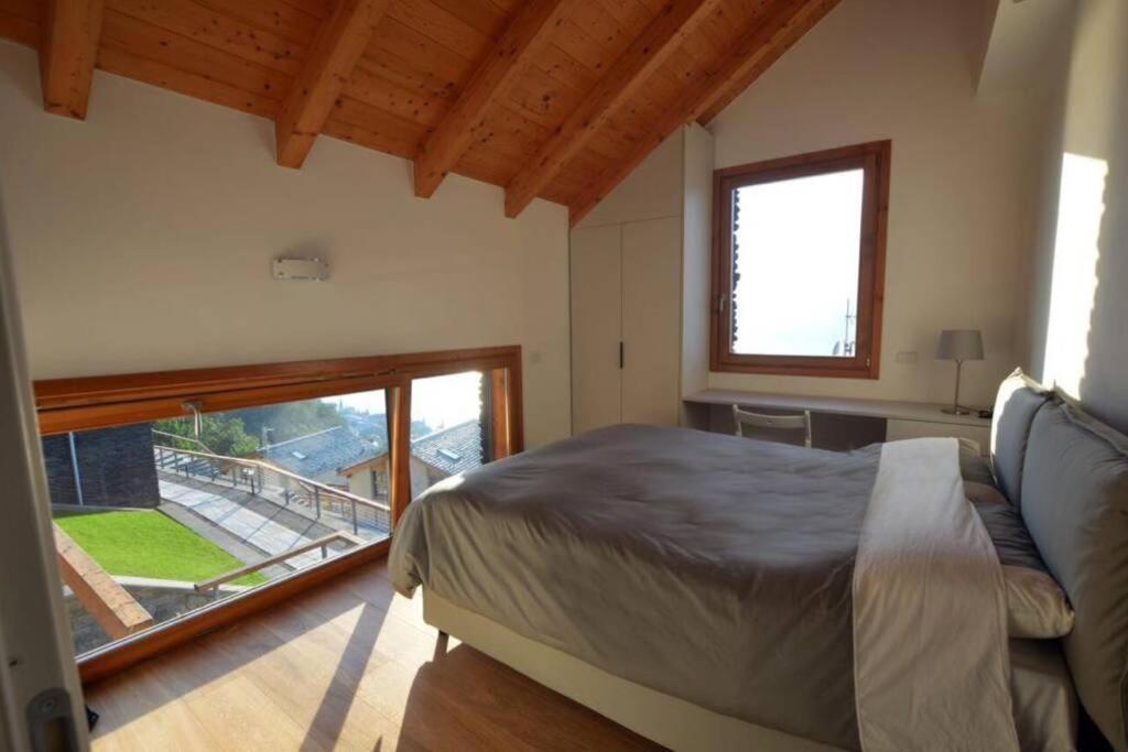 Lago Di Como- Amazing View- Bellano Bagian luar foto