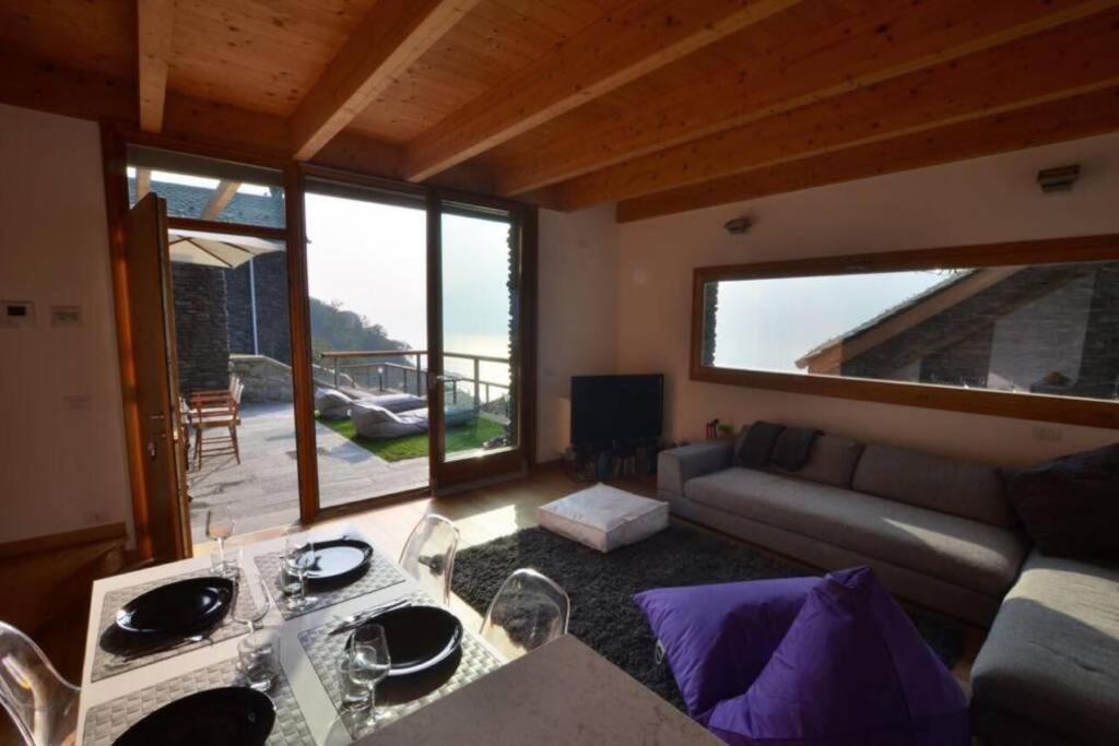 Lago Di Como- Amazing View- Bellano Bagian luar foto